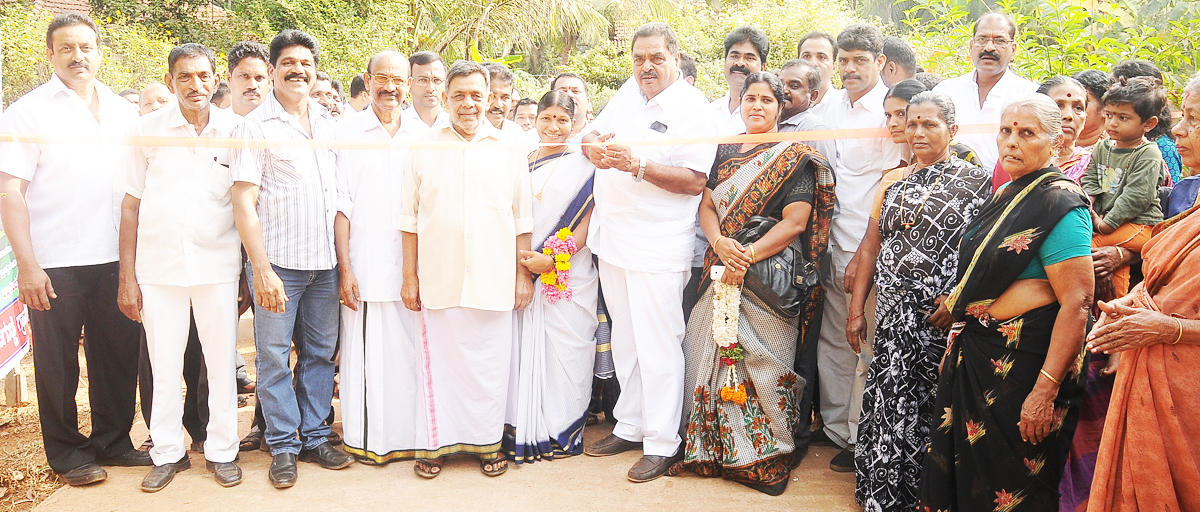 ಉಮನಗುಡ್ಡೆ: ಕಾಂಕ್ರಿಟ್ ರಸ್ತೆ ಉದ್ಘಾಟನೆ